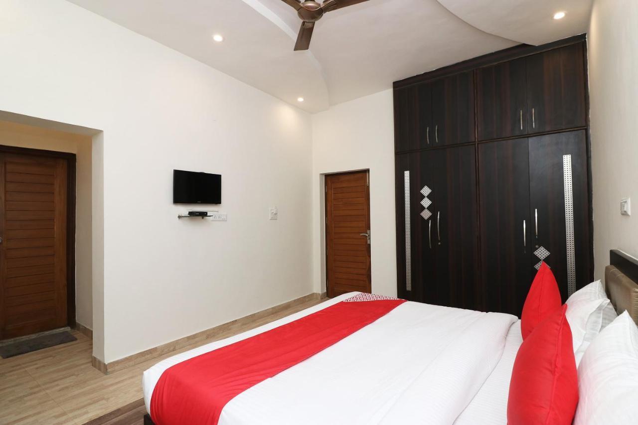 Nest Residency Faridabad Bagian luar foto