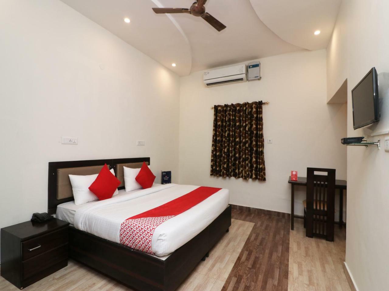 Nest Residency Faridabad Bagian luar foto