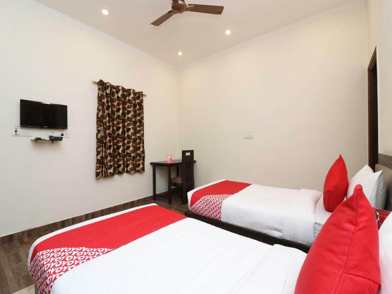 Nest Residency Faridabad Bagian luar foto